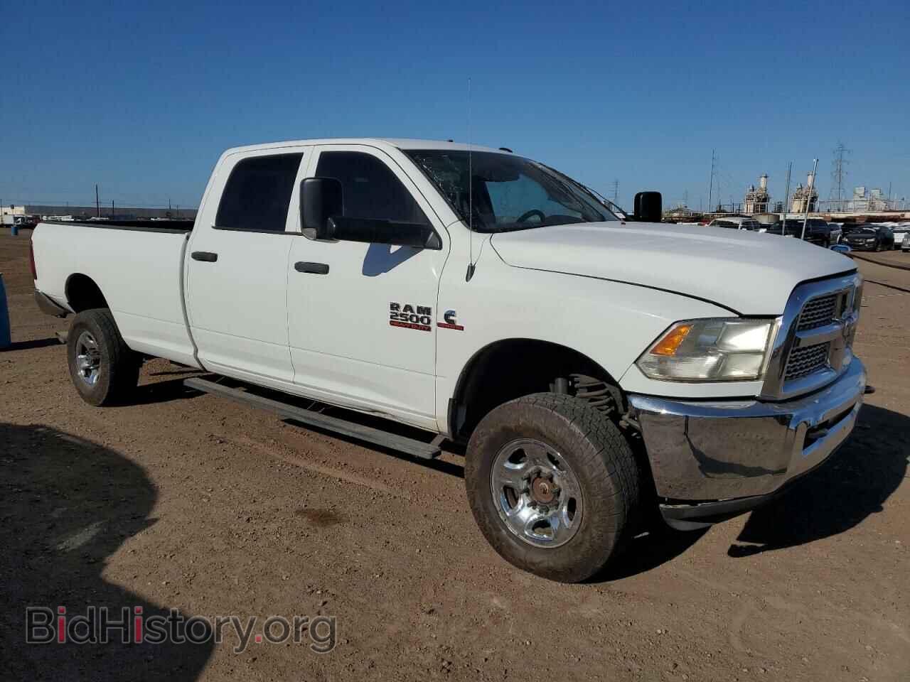 2016 RAM All Models - VIN: 3C6UR5HL4GG161497 - Photo 4