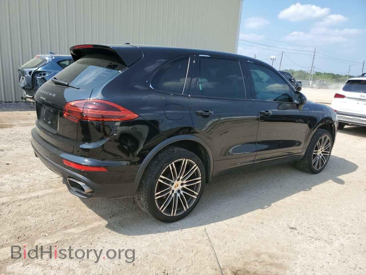 2016 PORSCHE CAYENNE - VIN: WP1AA2A22GLA01641 - Photo 3
