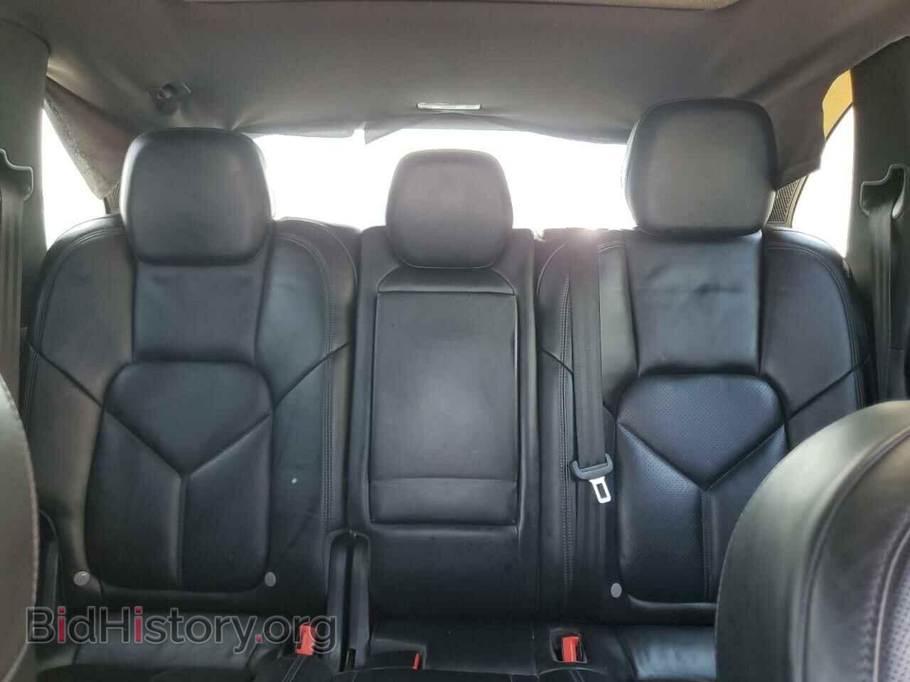 2016 PORSCHE CAYENNE - VIN: WP1AA2A22GLA01641 - Photo 10