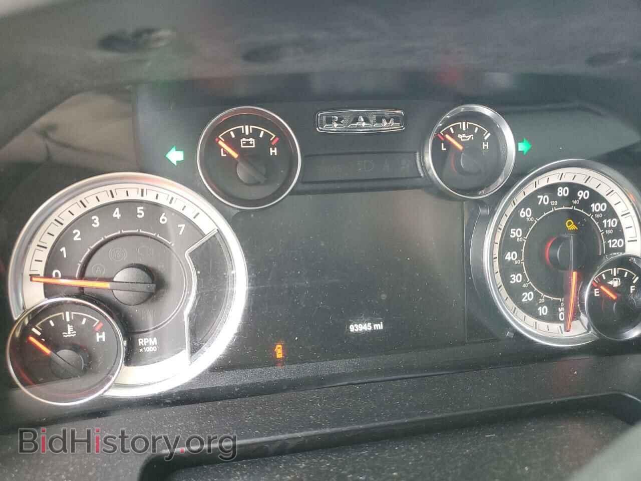 2018 RAM 1500 - VIN: 1C6RR6GG6JS211803 - Фото 9