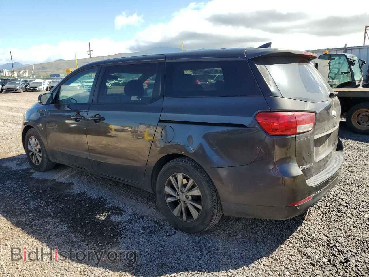 2018 KIA All Models - VIN: KNDMB5C15J6379198 - Фото 2