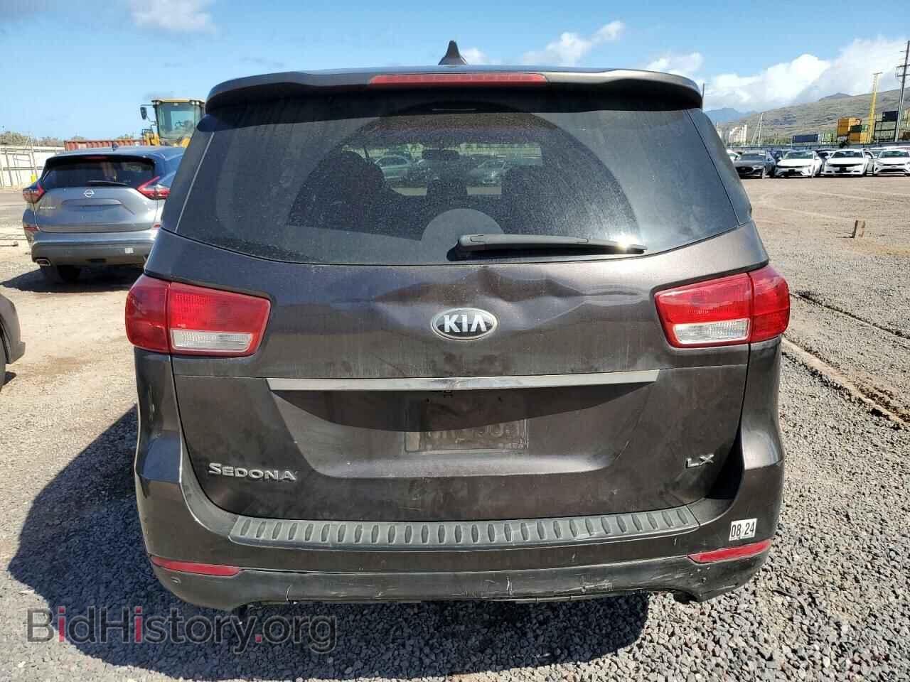 2018 KIA All Models - VIN: KNDMB5C15J6379198 - Фото 6