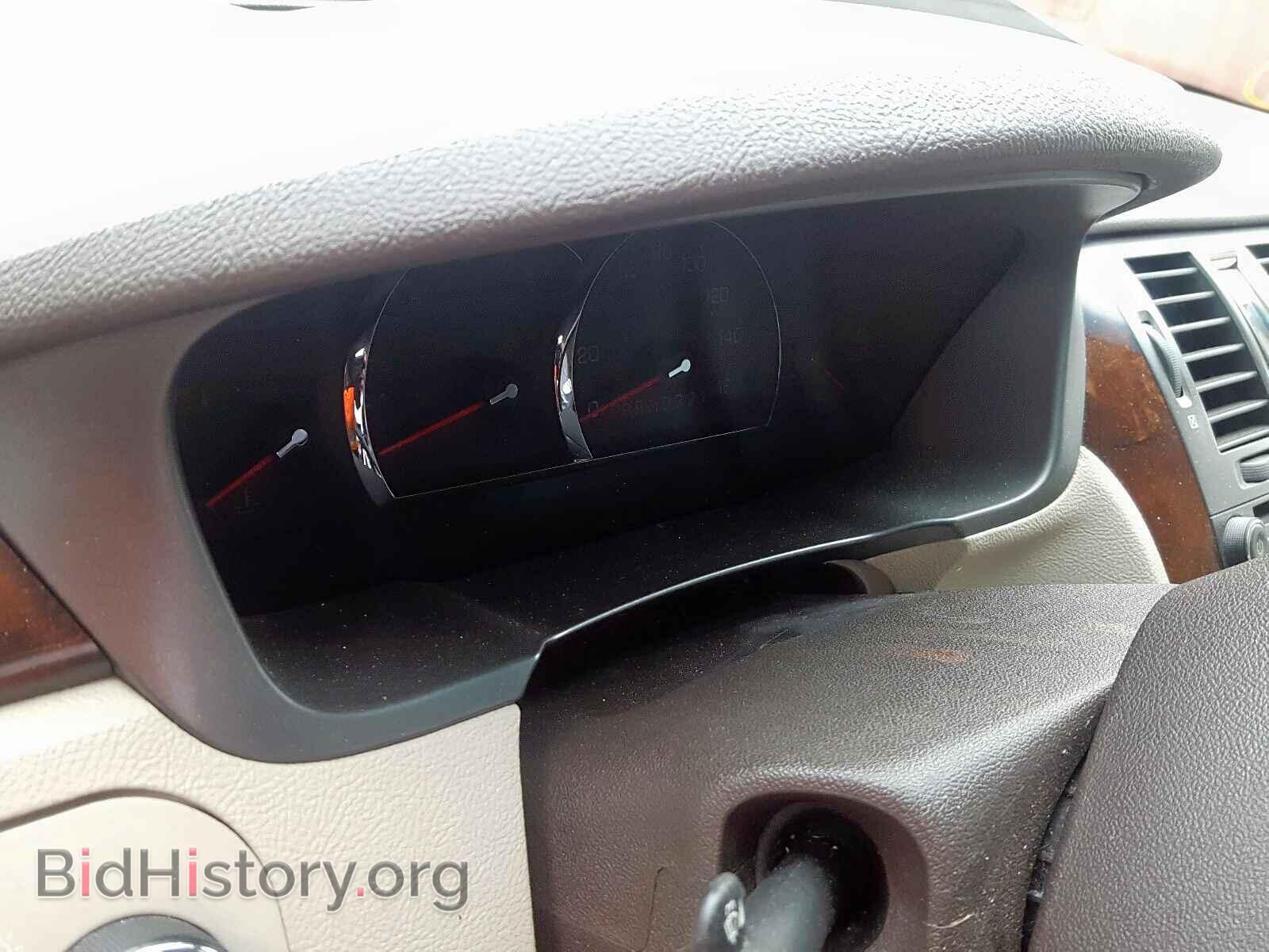 2011 CADILLAC DTS - VIN: 1G6KH5E62BU114088 - Фото 8