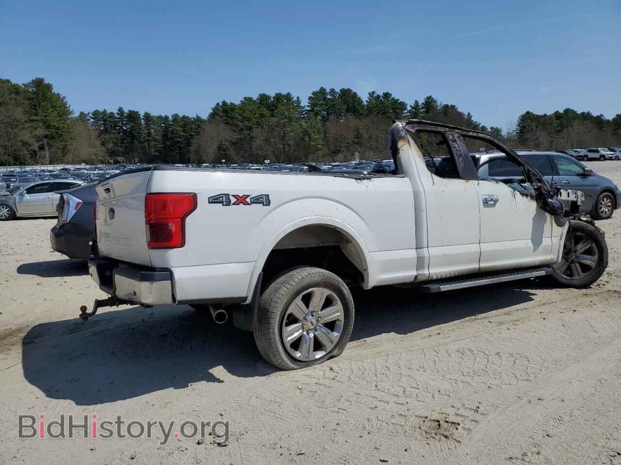 2019 FORD F-150 - VIN: 1FTFX1E58KKD61693 - Фото 3