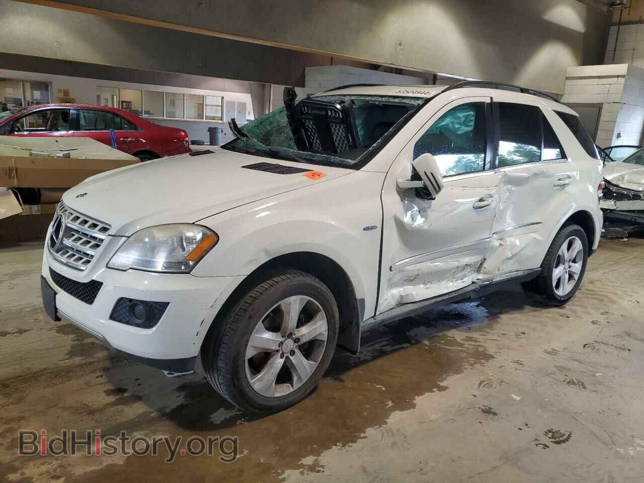Photo 4JGBB2FB4BA699357 - MERCEDES-BENZ M-CLASS 2011