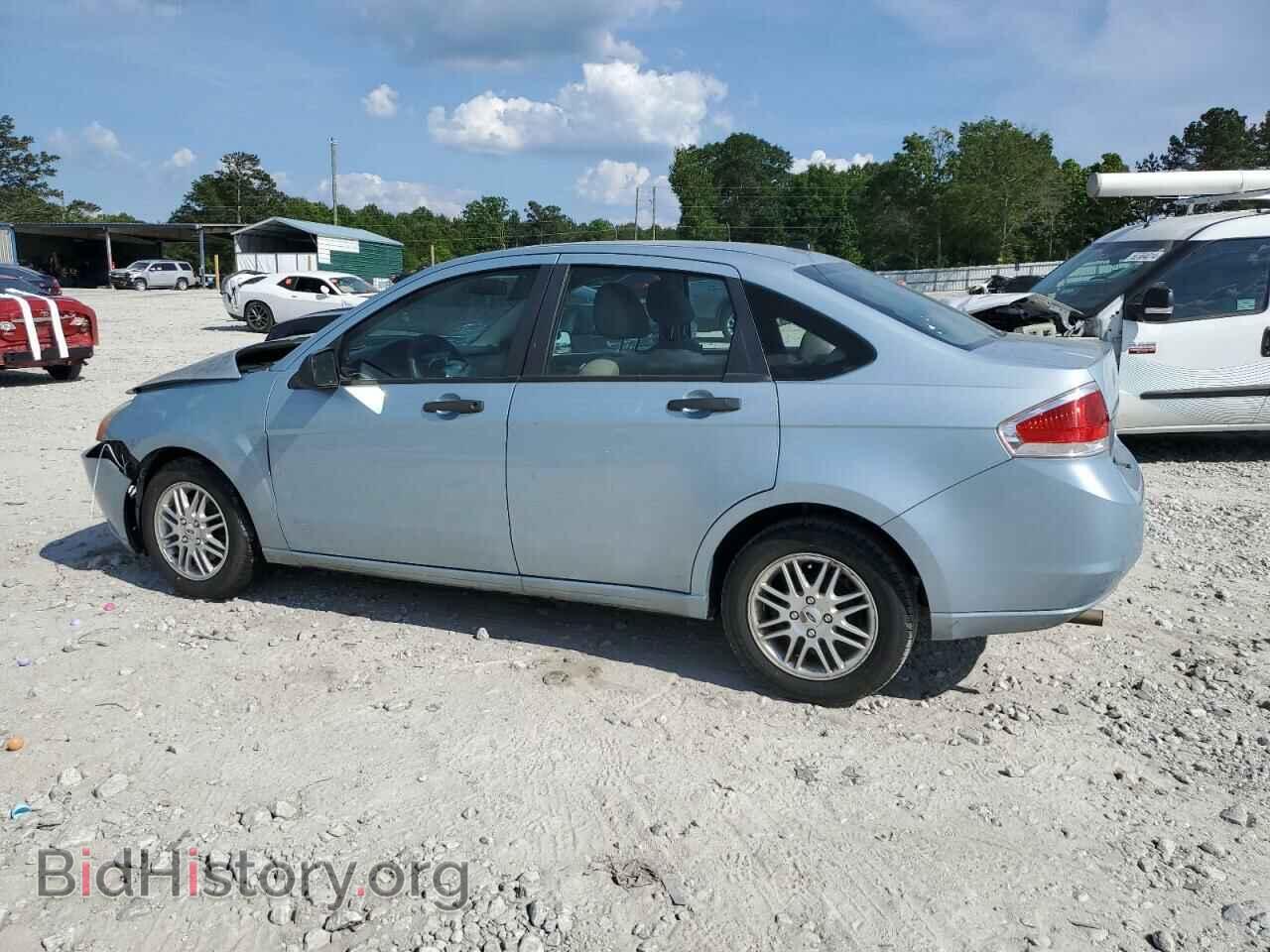 2009 FORD FOCUS - VIN: 1FAHP35N19W241814 - Фото 2