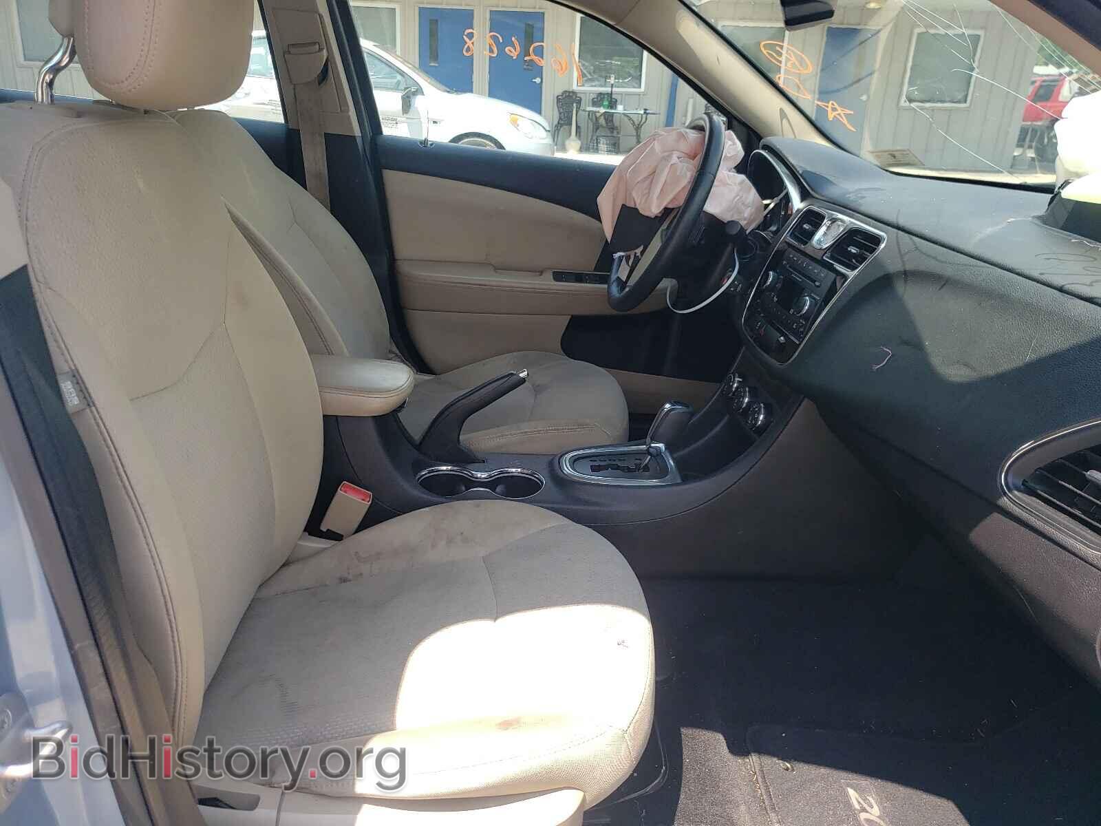 2012 CHRYSLER 200 - VIN: 1C3CCBBB2CN298870 - Фото 5