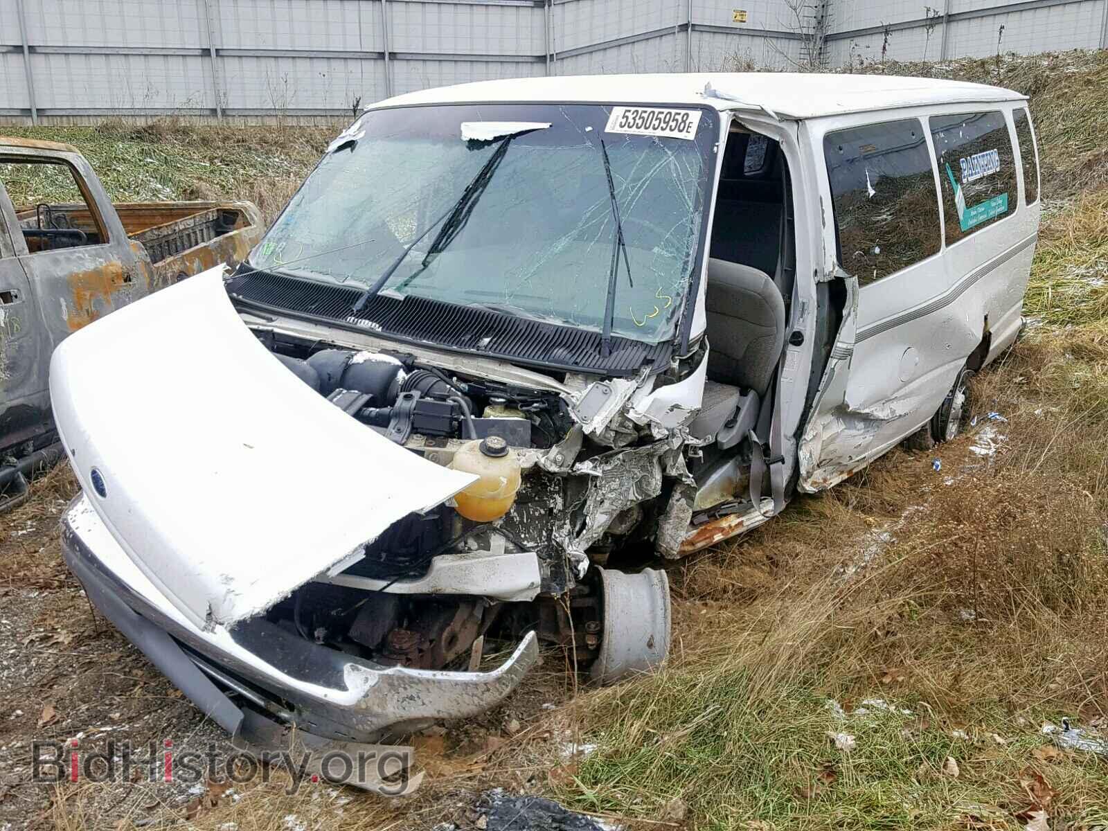 1998 FORD ECONOLINE - VIN: 1FBSS31LXWHA18047 - Фото 2