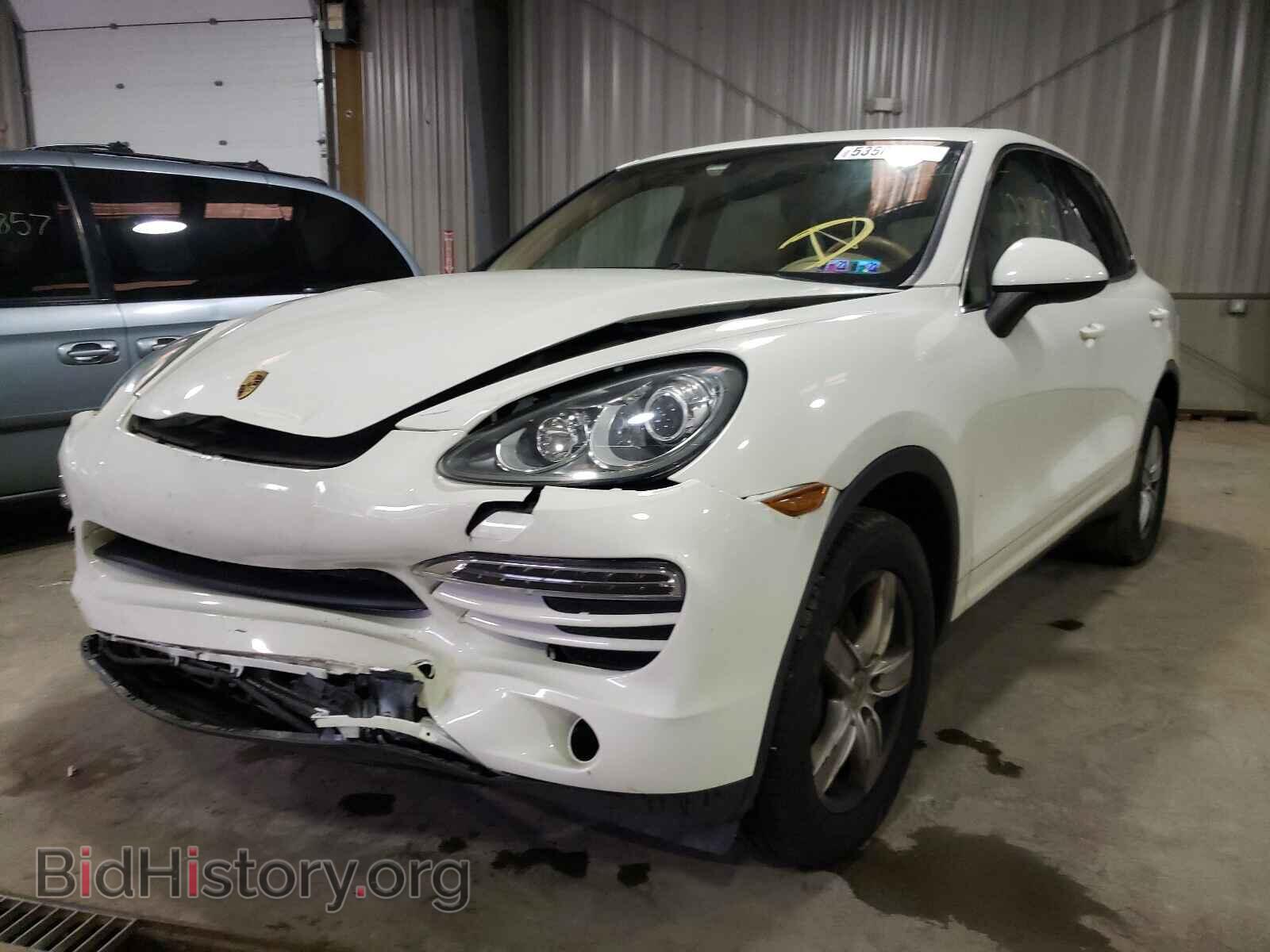 2011 PORSCHE CAYENNE - VIN: WP1AA2A22BLA03379 - Photo 2