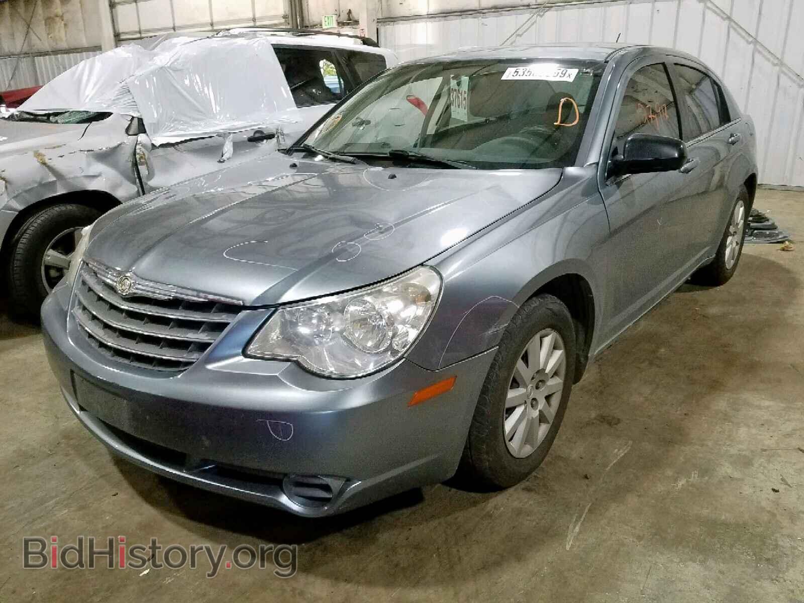 2010 CHRYSLER SEBRING - VIN: 1C3CC4FB8AN205756 - Фото 2