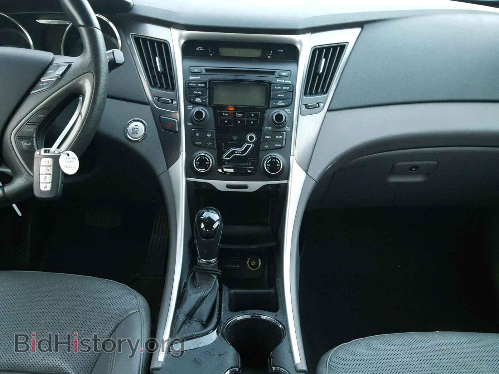 2012 HYUNDAI SONATA - VIN: KMHEC4A43CA021232 - Фото 9