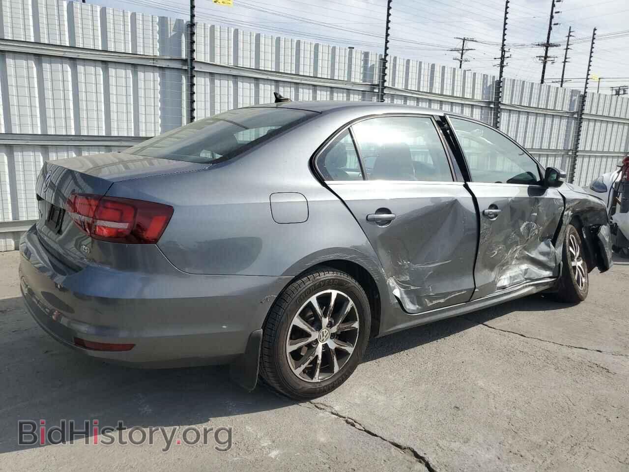 2017 VOLKSWAGEN JETTA - VIN: 3VWDB7AJ0HM389305 - Фото 3