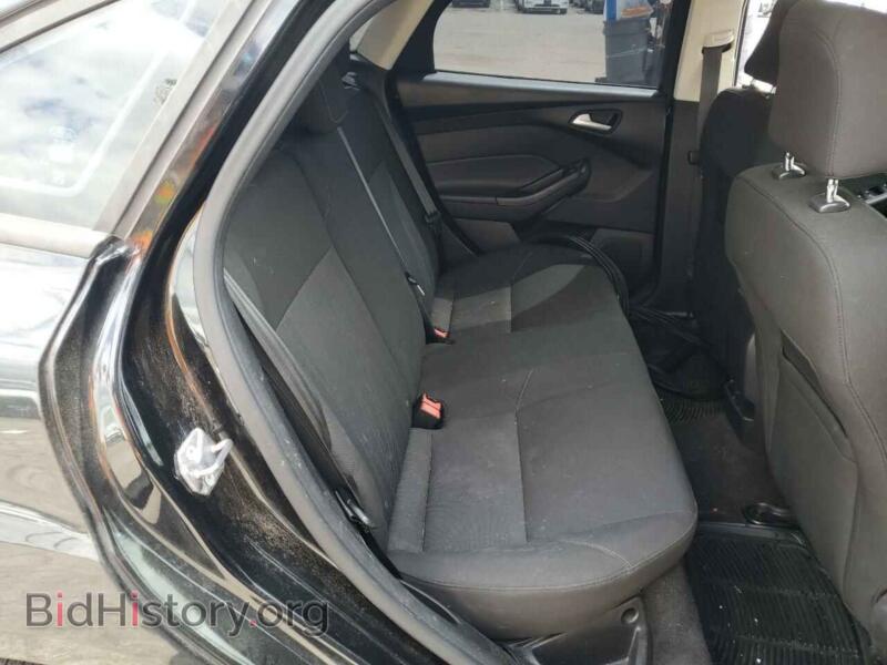 2015 Ford FOCUS (VIN 1FADP3F20FL249872) — photo 10 of 12