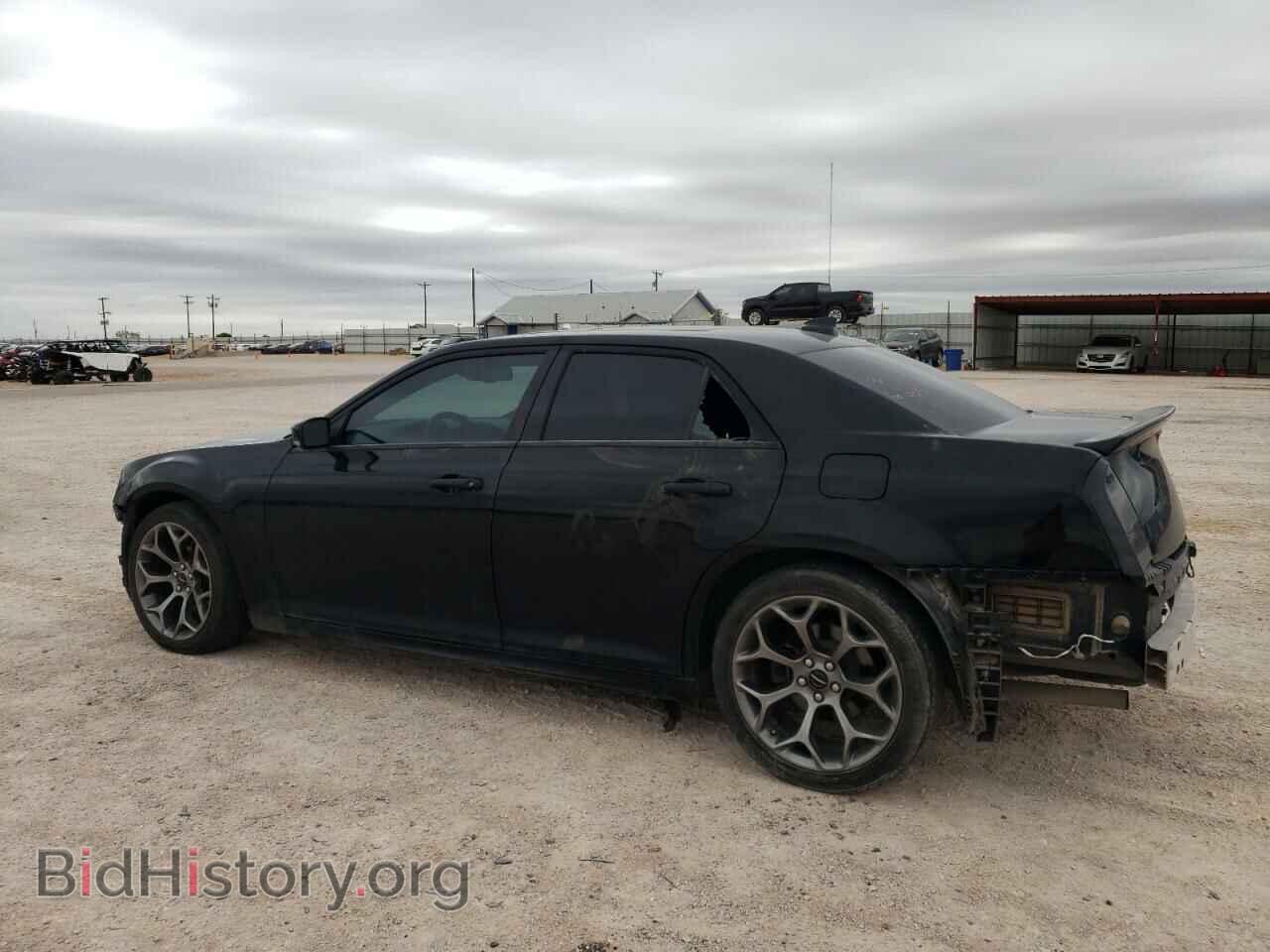 2018 CHRYSLER 300 - VIN: 2C3CCABT9JH140468 - Фото 2