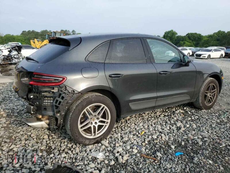 2017 Porsche MACAN (VIN WP1AA2A56HLB08283) — photo 3 of 13