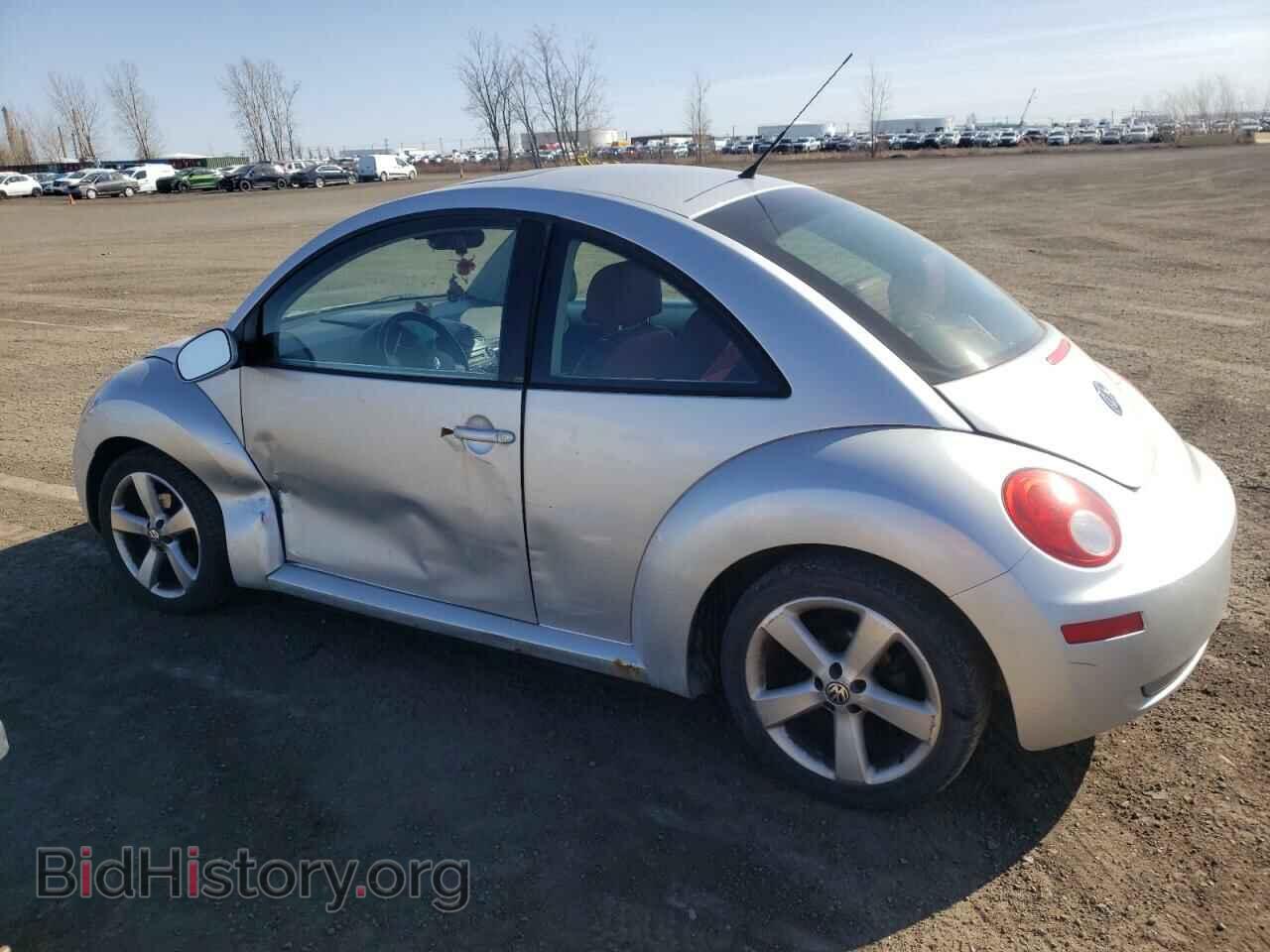 2009 VOLKSWAGEN BEETLE - VIN: 3VWSW21C99M514724 - Фото 2