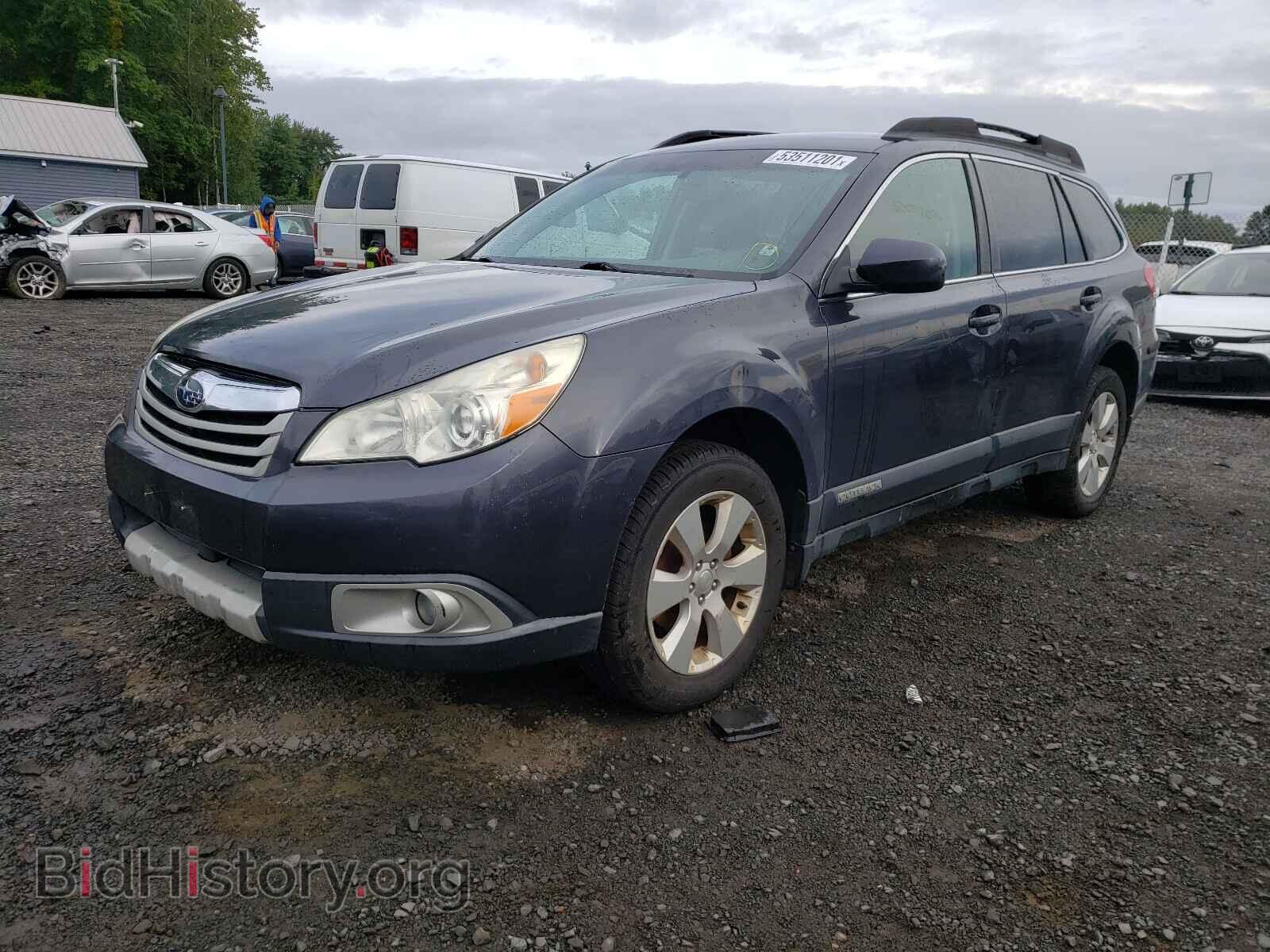 2011 SUBARU OUTBACK - VIN: 4S4BRBKC9B3352797 - Photo 2