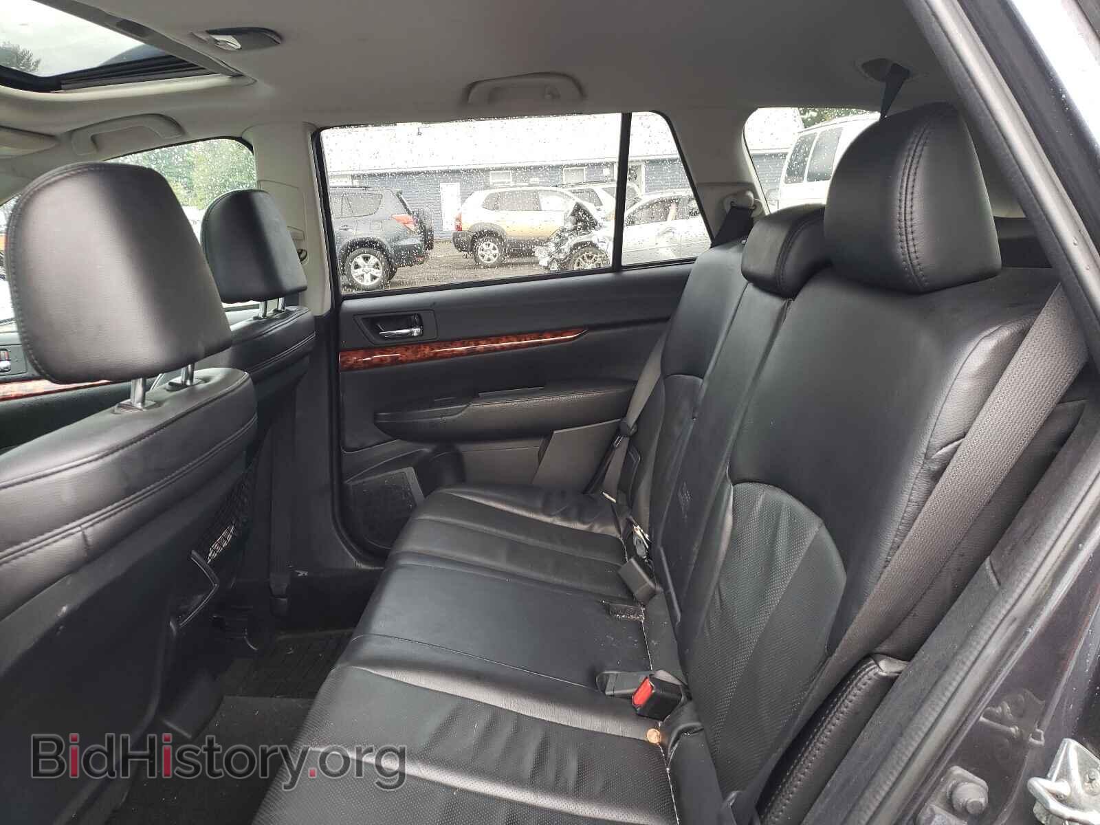 2011 SUBARU OUTBACK - VIN: 4S4BRBKC9B3352797 - Photo 6