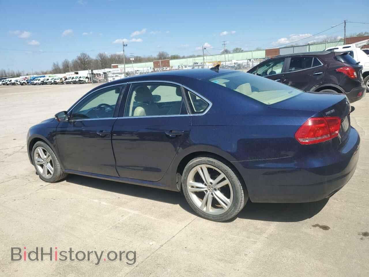 2014 VOLKSWAGEN PASSAT - VIN: 1VWBT7A32EC048264 - Фото 2