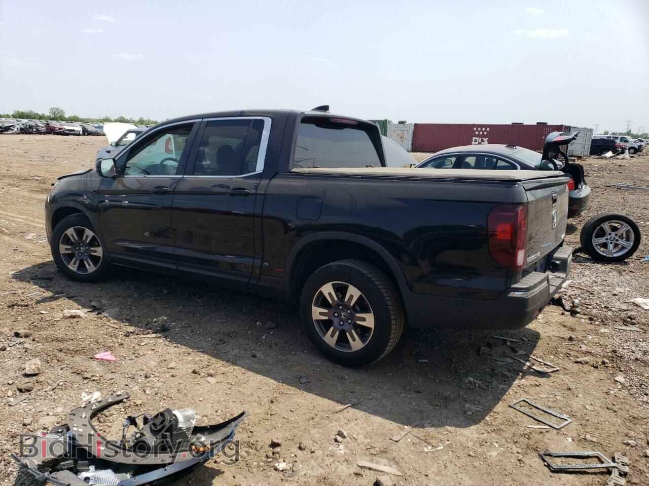 2018 HONDA RIDGELINE - VIN: 5FPYK3F58JB002140 - Фото 2