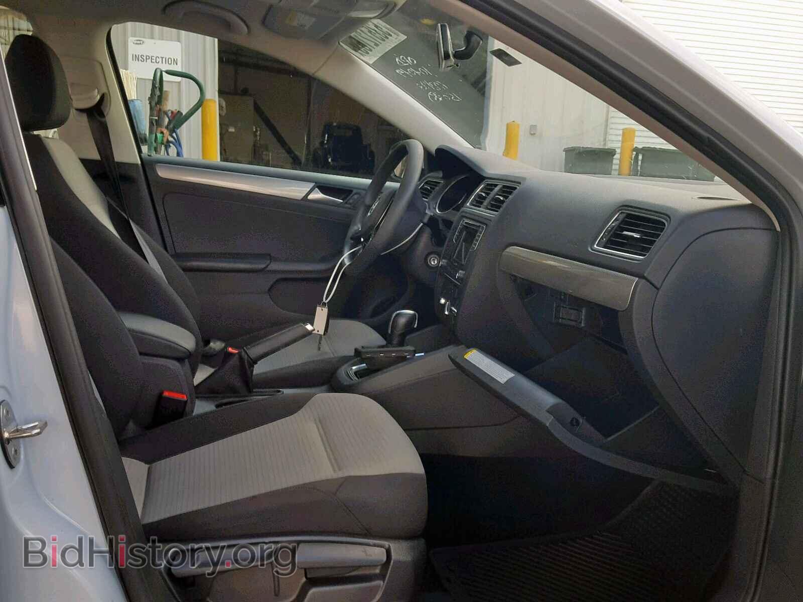 2017 VOLKSWAGEN JETTA - VIN: 3VW2B7AJ6HM376467 - Фото 5