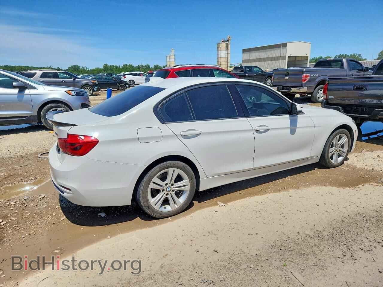 2016 BMW 3 SERIES - VIN: WBA8E9G57GNU28846 - Photo 3
