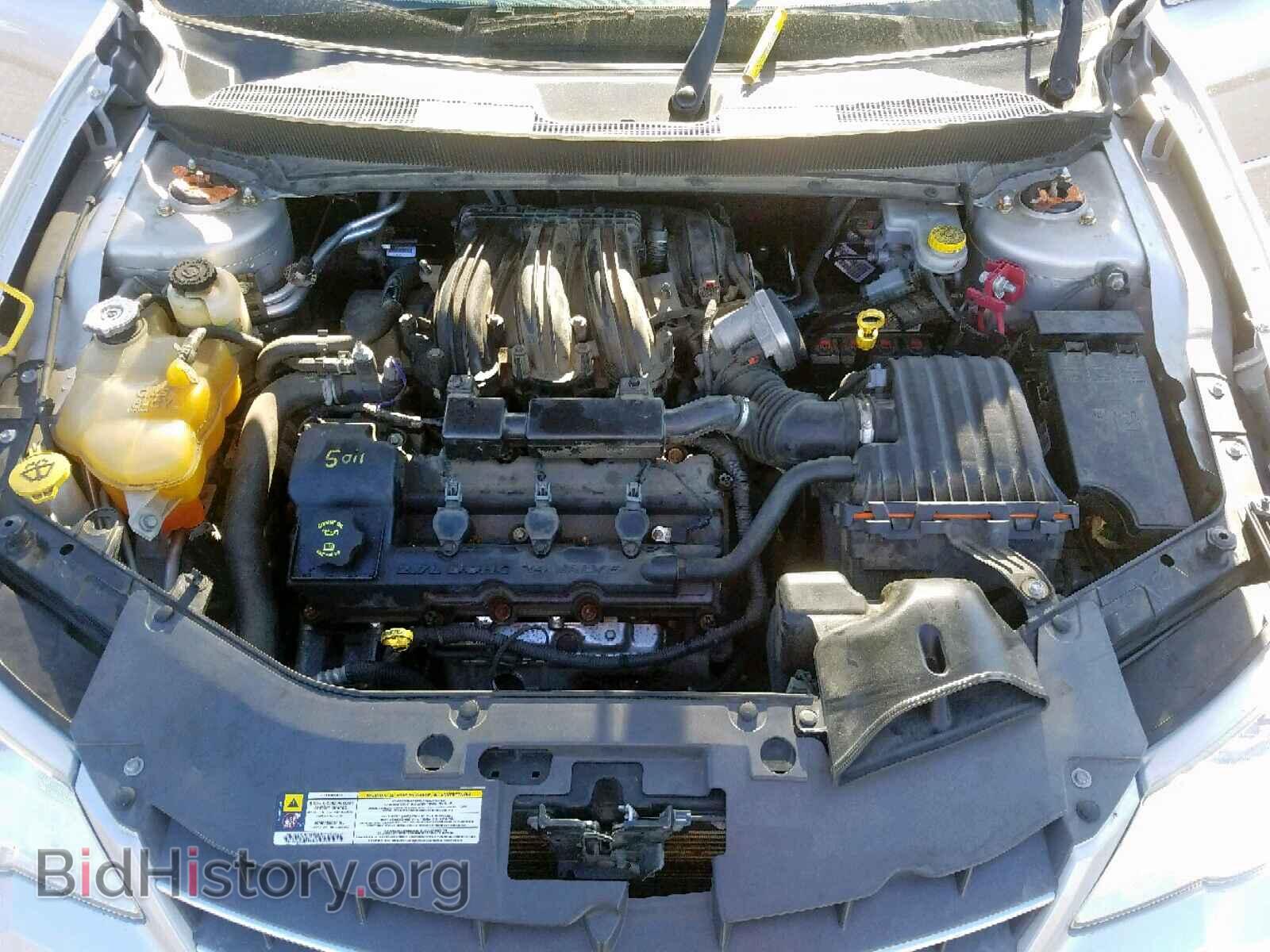 2010 CHRYSLER SEBRING - VIN: 1C3CC5FD6AN196787 - Фото 7