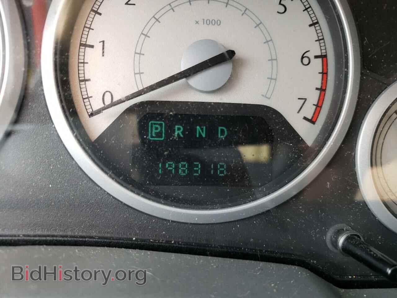 2008 CHRYSLER MINIVAN - VIN: 2A8HR54P18R788648 - Фото 8
