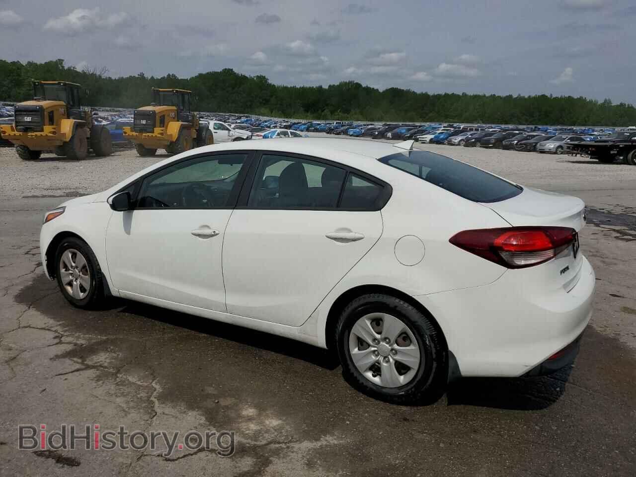 2017 KIA FORTE - VIN: 3KPFK4A73HE058839 - Фото 2