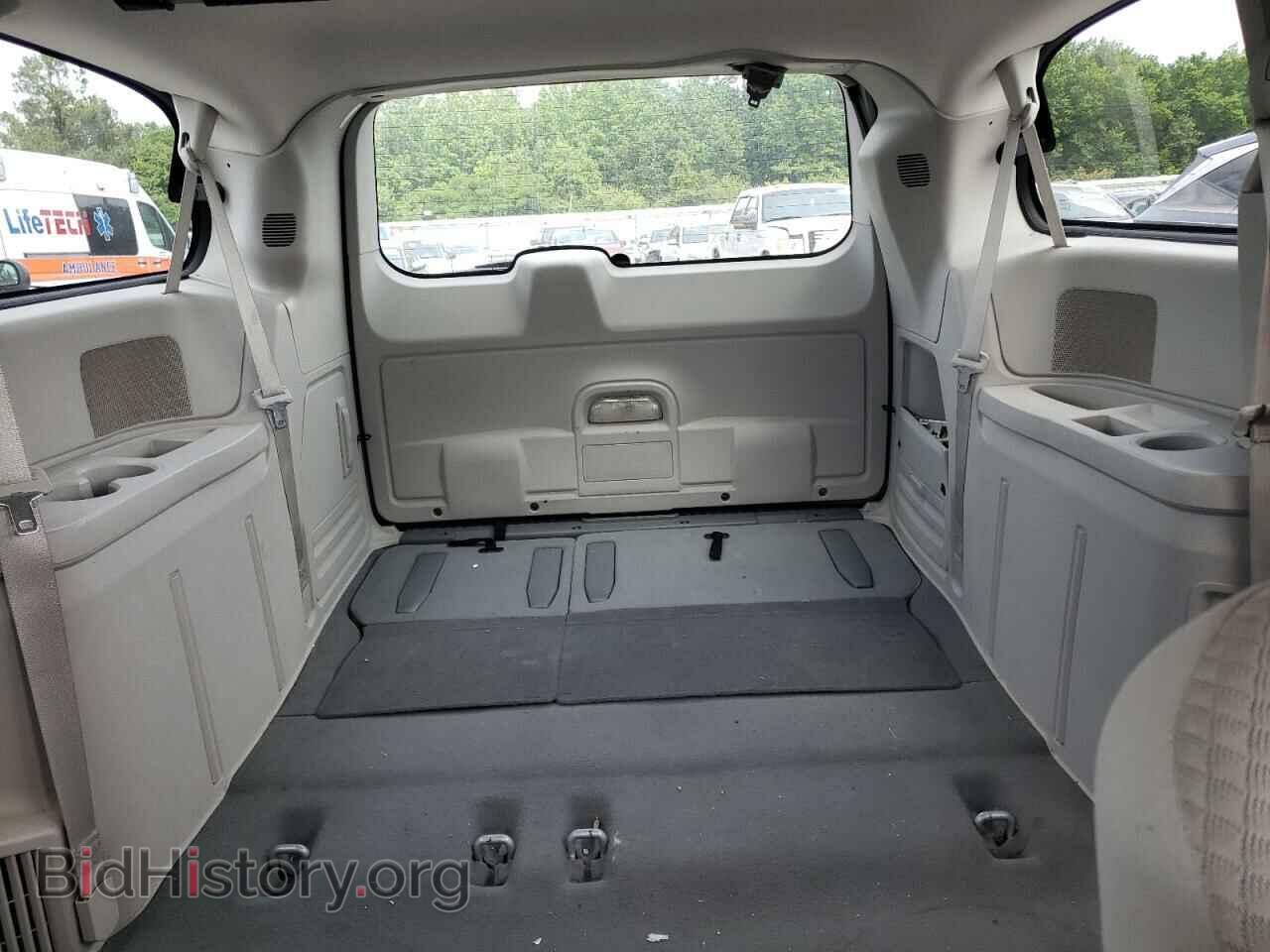 2008 CHRYSLER MINIVAN - VIN: 2A8HR54P28R841194 - Фото 10