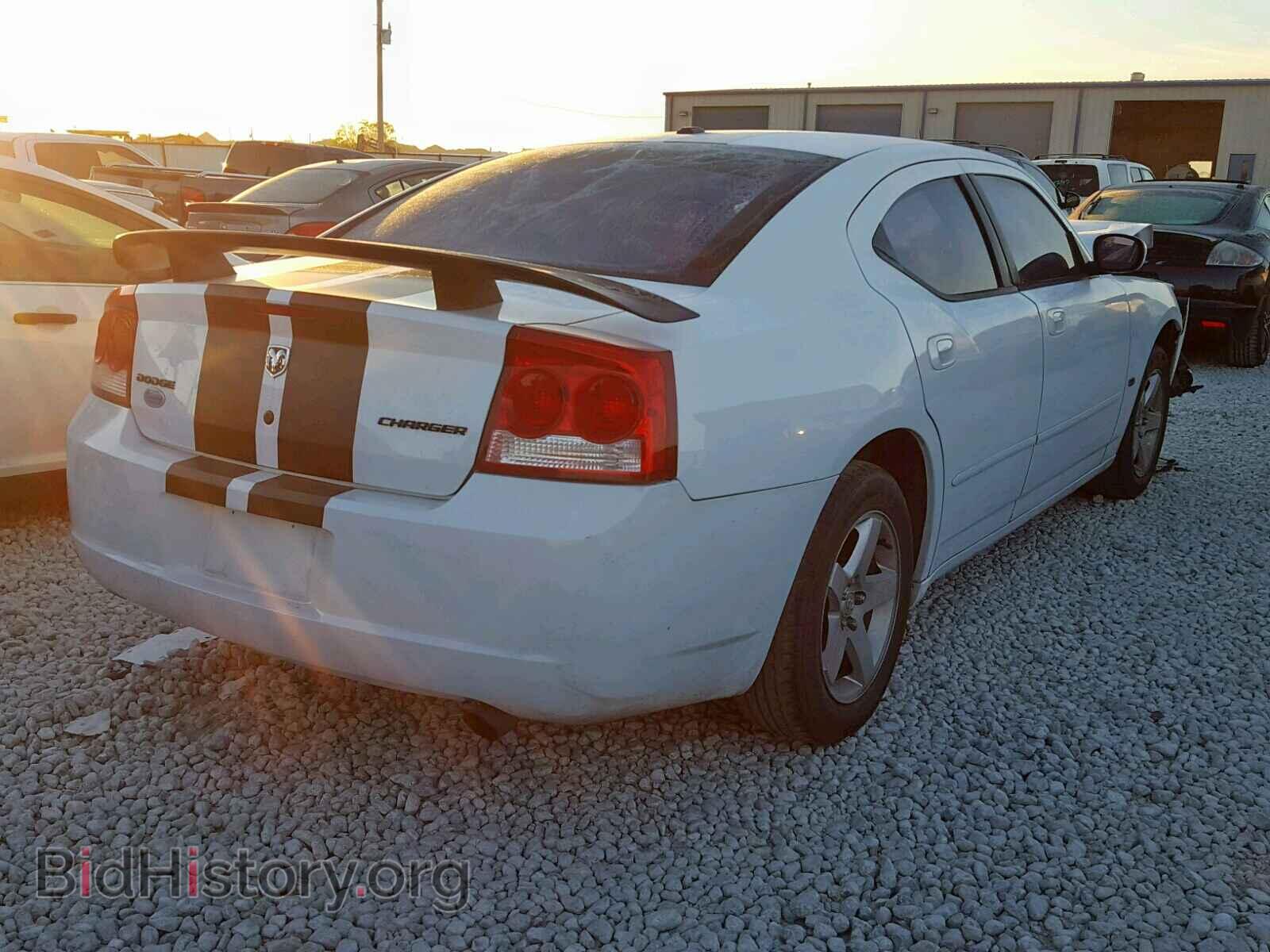 2010 DODGE CHARGER - VIN: 2B3CA2CV5AH288285 - Фото 4
