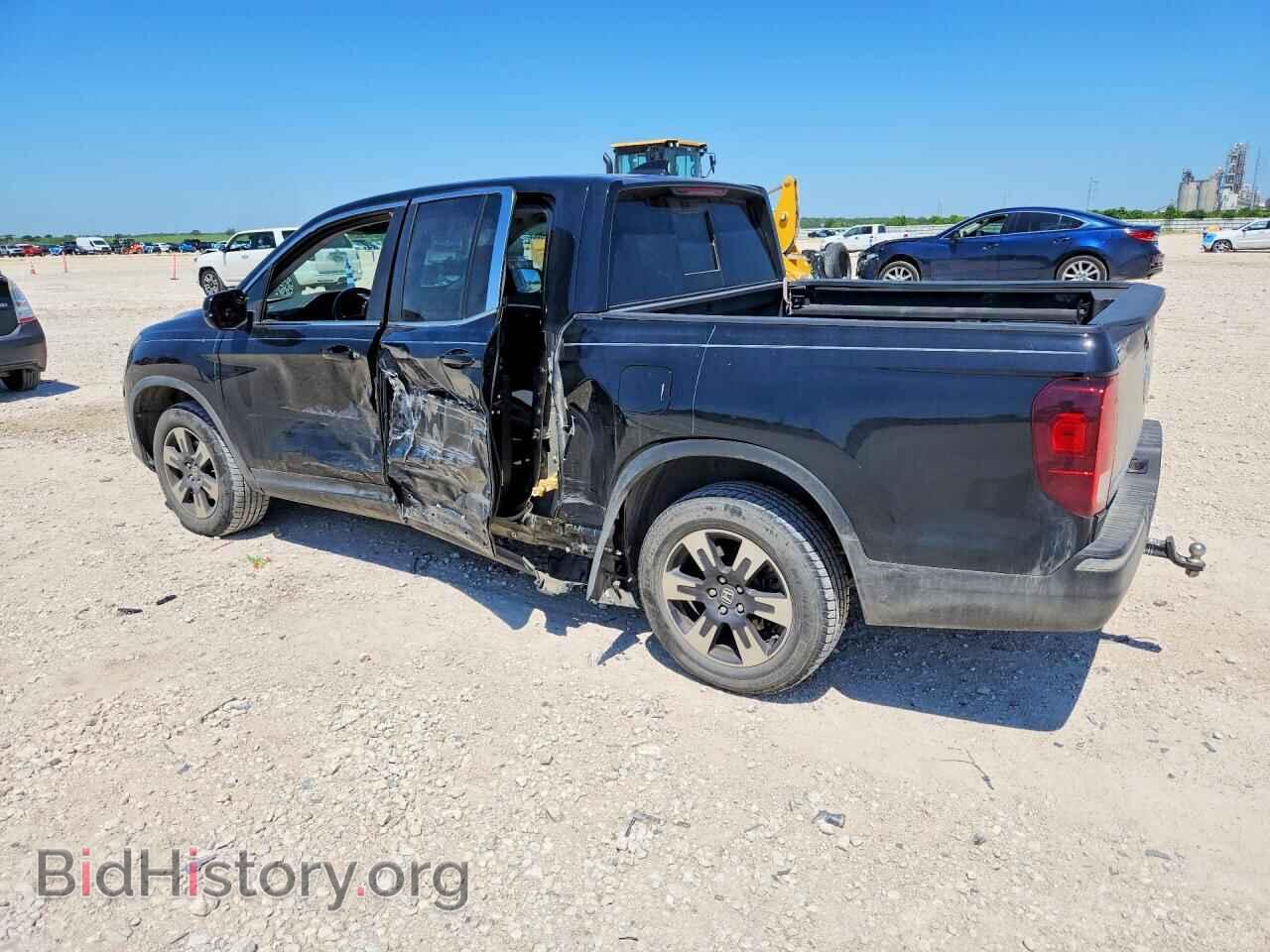 2019 HONDA RIDGELINE - VIN: 5FPYK3F67KB001586 - Фото 2