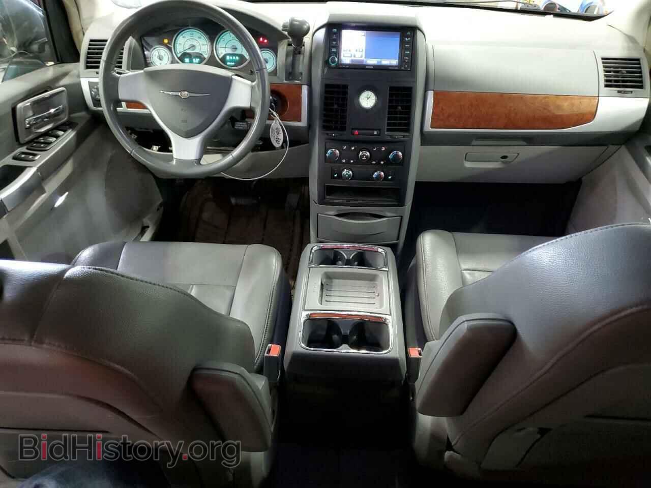 2008 CHRYSLER MINIVAN - VIN: 2A8HR54P68R657246 - Фото 8