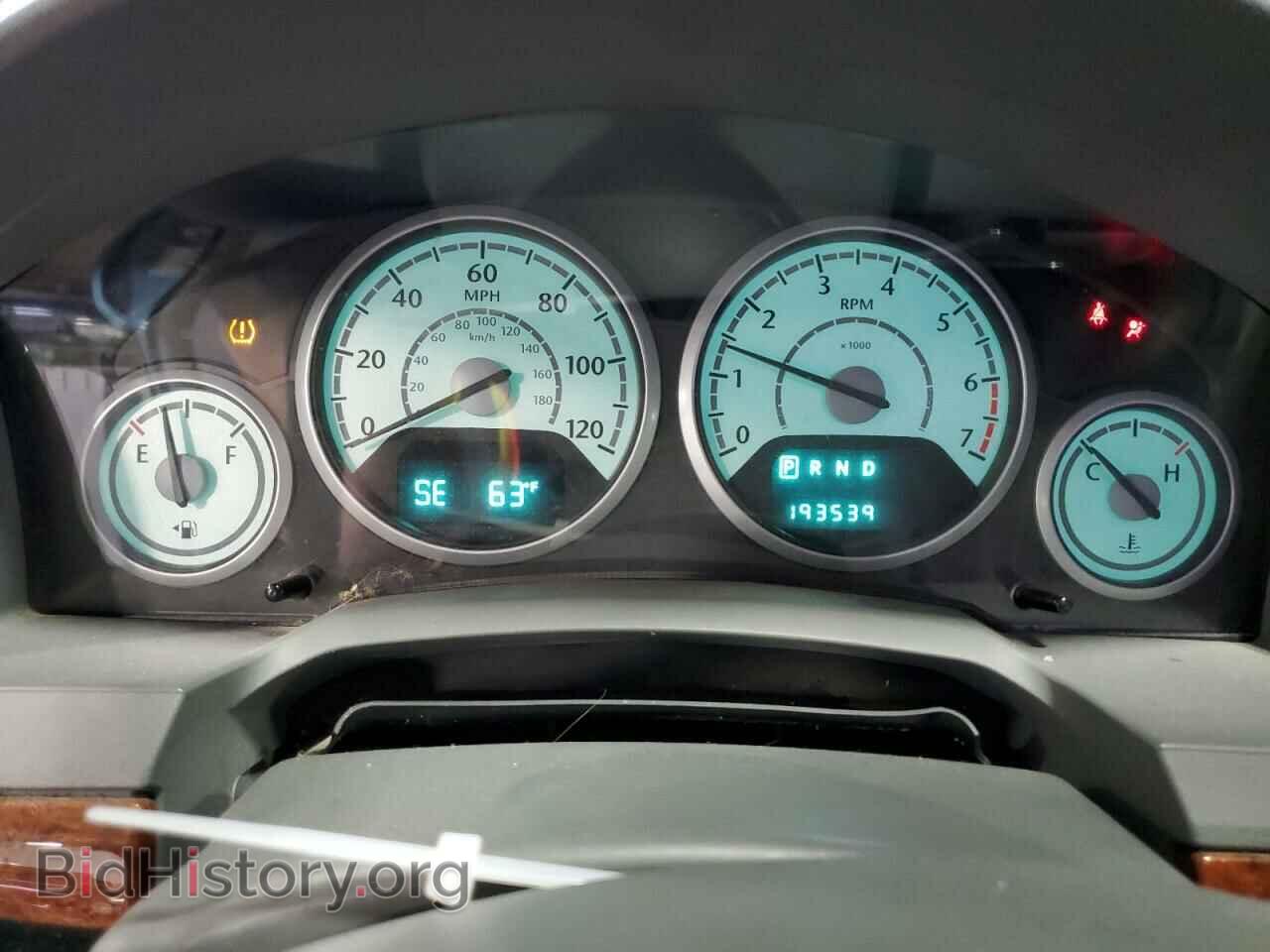 2008 CHRYSLER MINIVAN - VIN: 2A8HR54P68R657246 - Фото 9