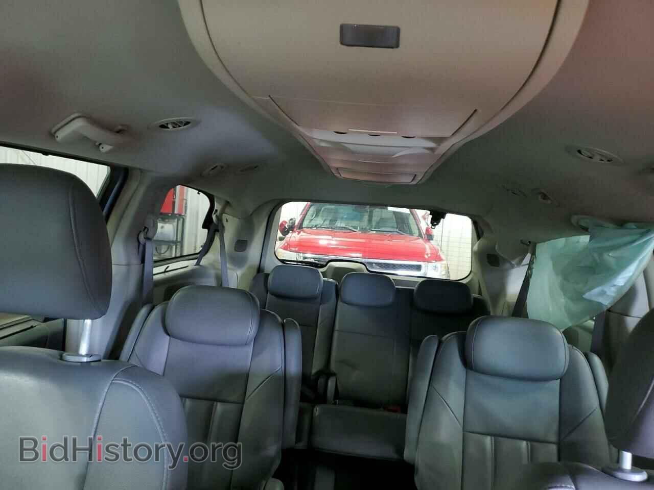 2008 CHRYSLER MINIVAN - VIN: 2A8HR54P68R657246 - Фото 10