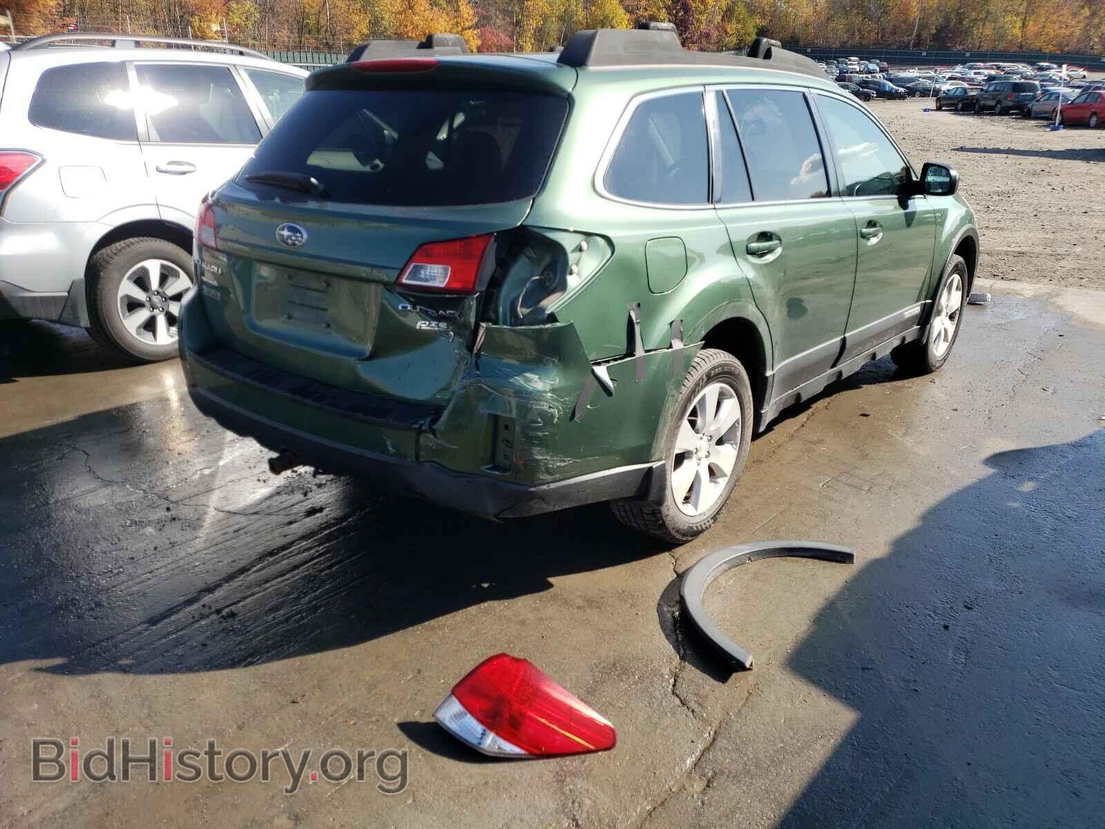 2011 SUBARU OUTBACK - VIN: 4S4BRBCC3B3405945 - Photo 4