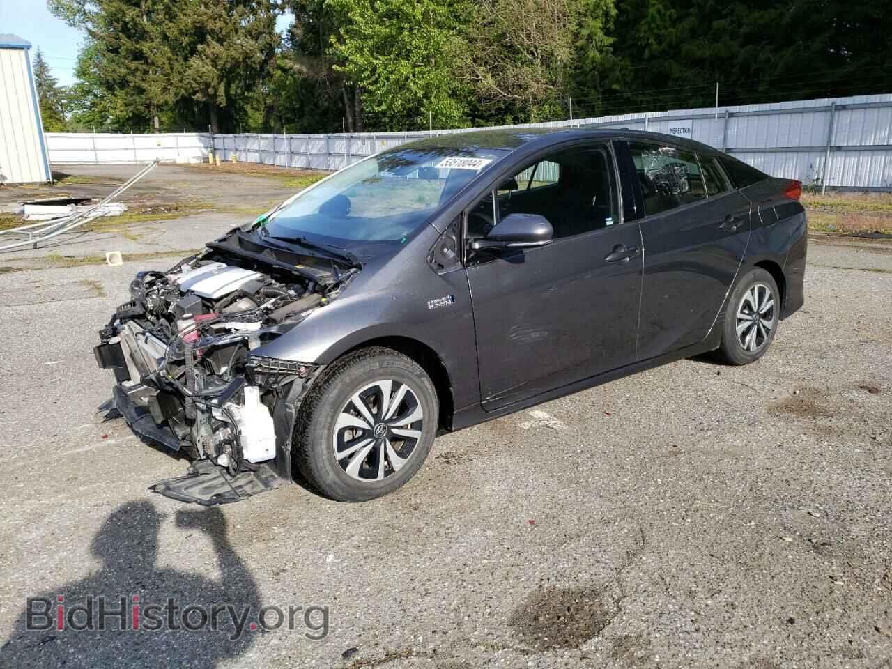 Фотография JTDKARFP8H3046734 - TOYOTA PRIUS 2017