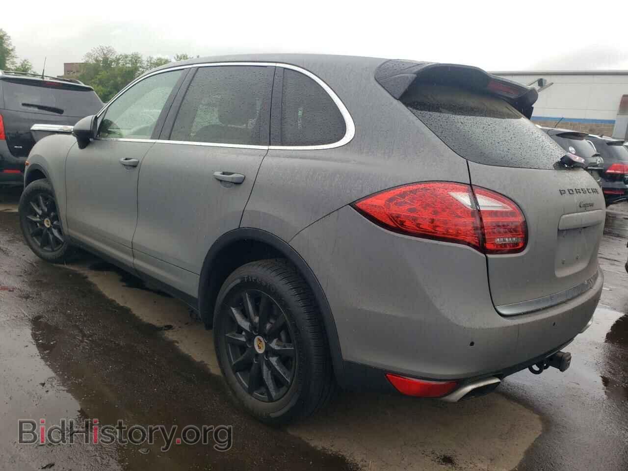 2011 PORSCHE CAYENNE - VIN: WP1AA2A22BLA07061 - Фото 2