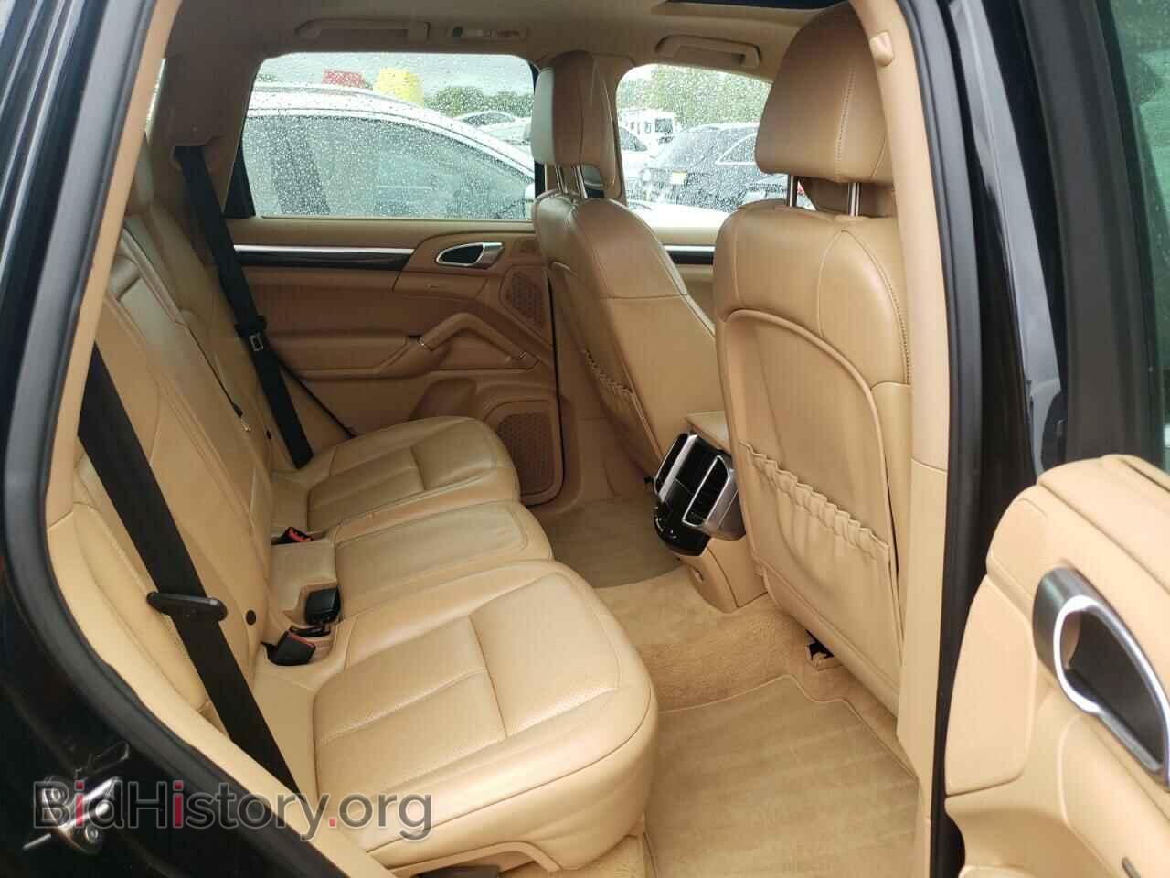 2011 PORSCHE CAYENNE - VIN: WP1AA2A22BLA07061 - Фото 10