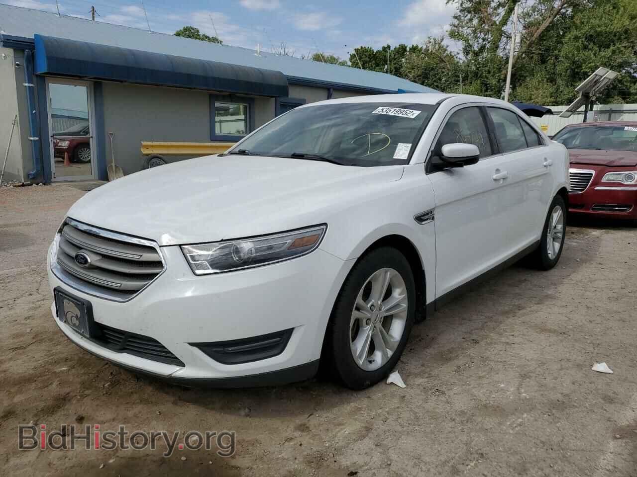 2013 FORD TAURUS - VIN: 1FAHP2E85DG122767 - Фото 2