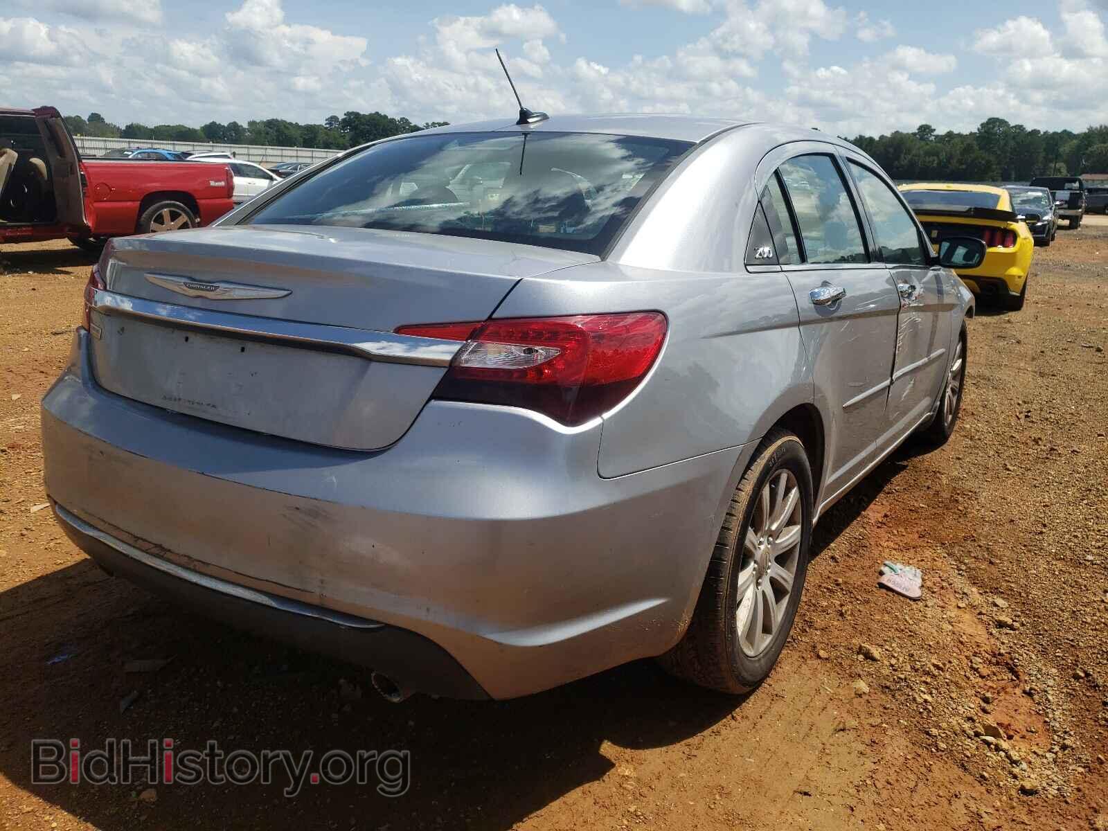 2013 CHRYSLER 200 - VIN: 1C3CCBCG0DN659198 - Photo 4