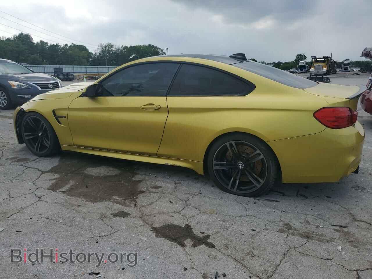 2015 BMW M4 - VIN: WBS3R9C51FK334817 - Фото 2