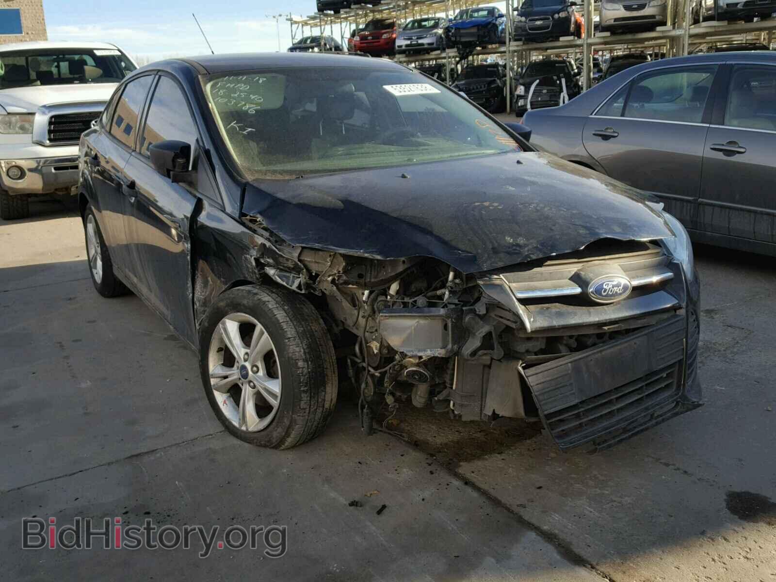 Photo 1FAHP3E23CL103786 - FORD FOCUS 2012