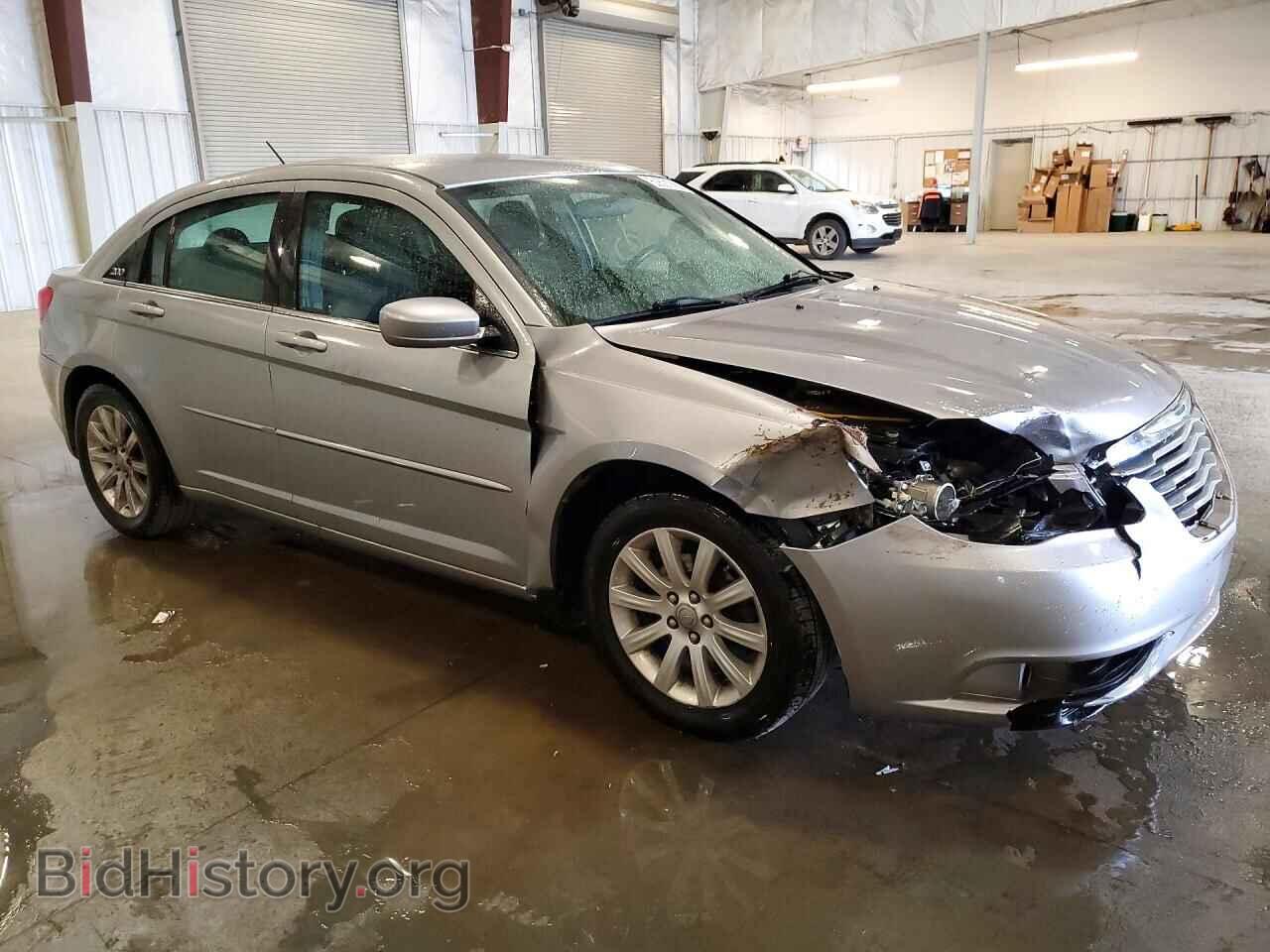 2013 CHRYSLER 200 - VIN: 1C3CCBBG4DN678810 - Photo 4