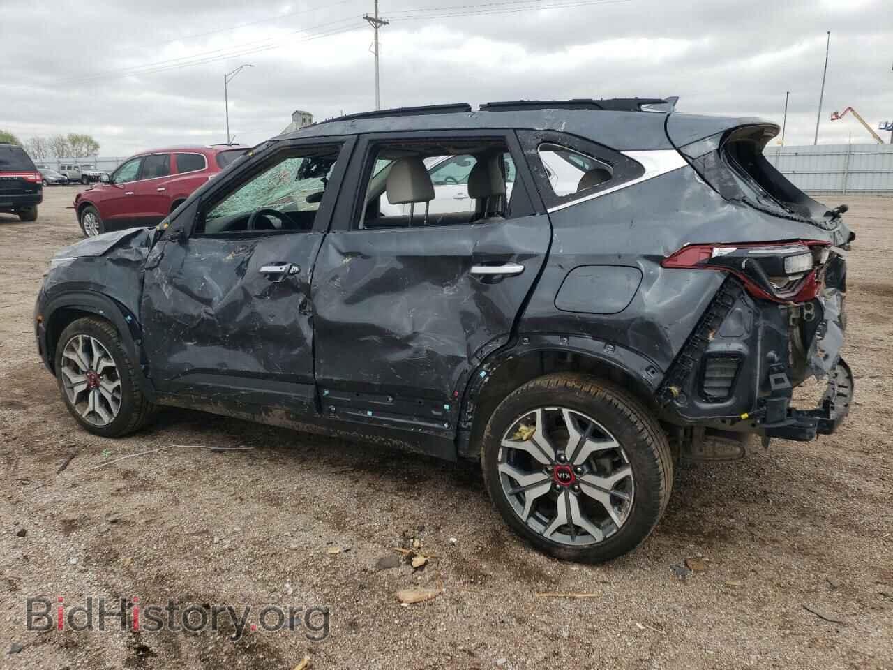 2021 KIA SELTOS - VIN: KNDETCA24M7107838 - Фото 2