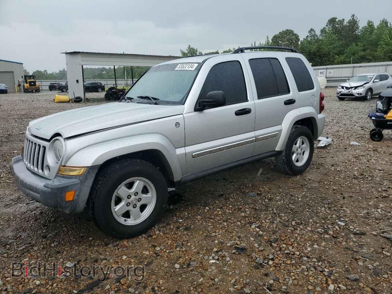 Photo 1J4GL48K06W243679 - JEEP LIBERTY 2006
