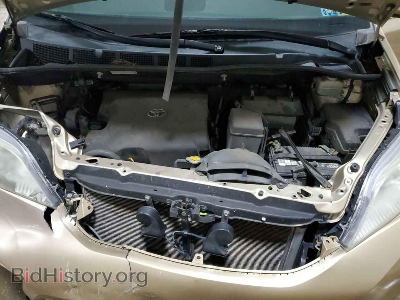 2011 TOYOTA All Models - VIN: 5TDKK3DC6BS016549 - Фото 12