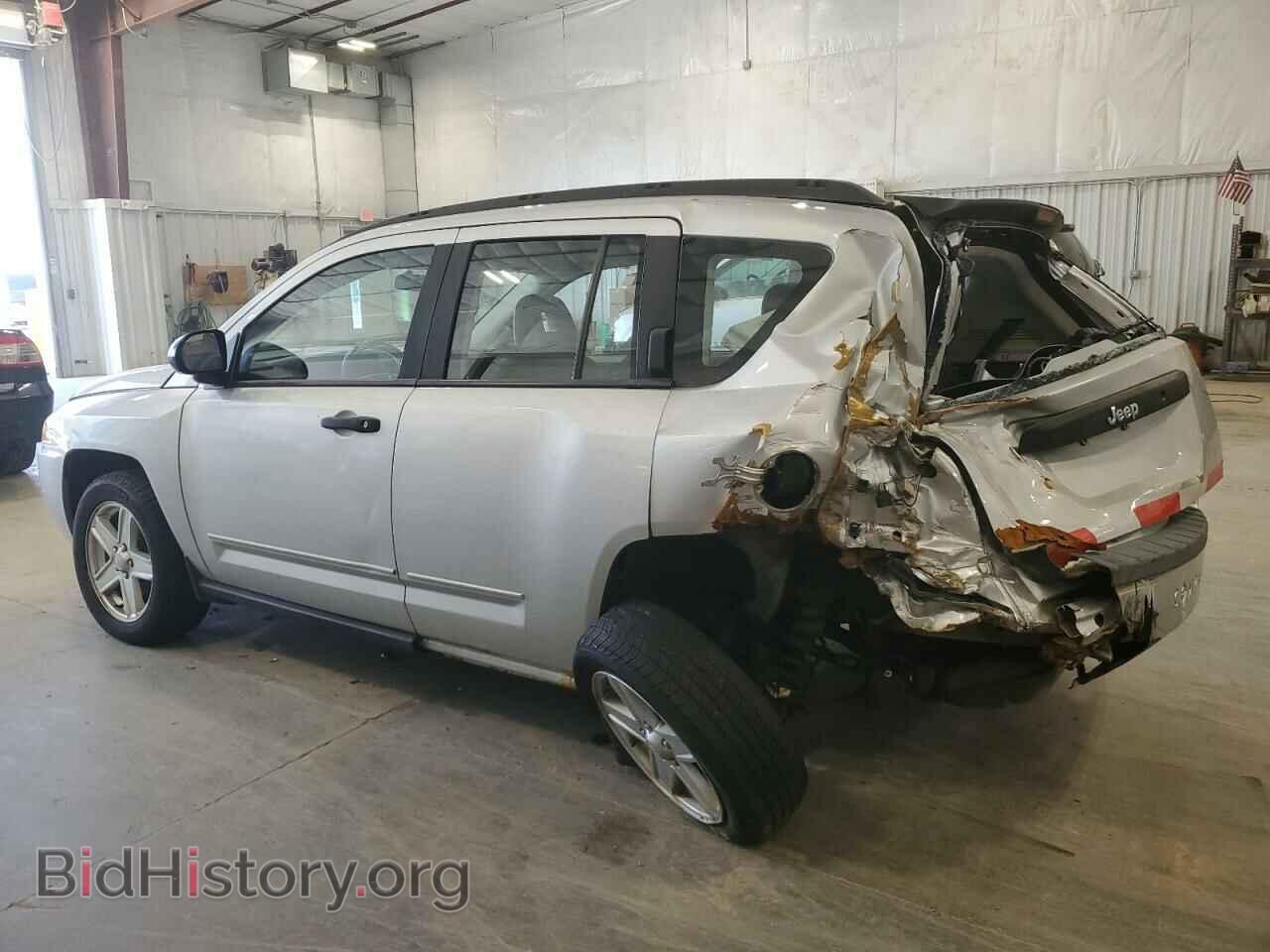 2008 JEEP COMPASS - VIN: 1J8FT47088D731934 - Фото 2