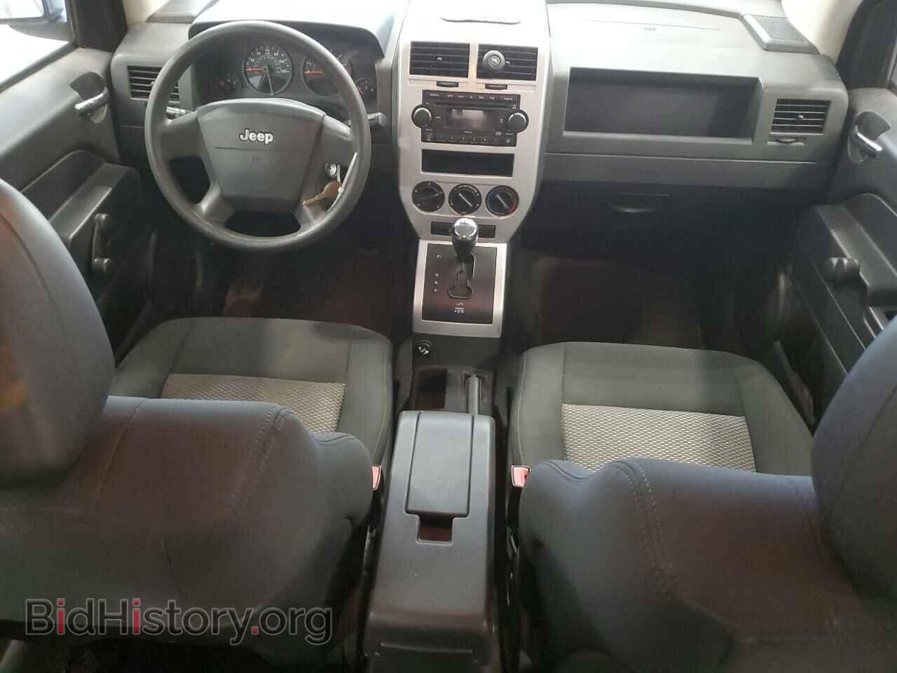 2008 JEEP COMPASS - VIN: 1J8FT47088D731934 - Фото 8