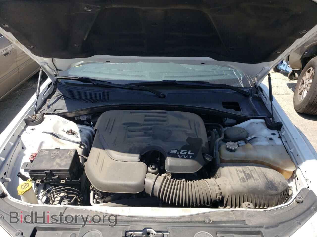 2019 CHRYSLER 300 - VIN: 2C3CCABG5KH562726 - Фото 7